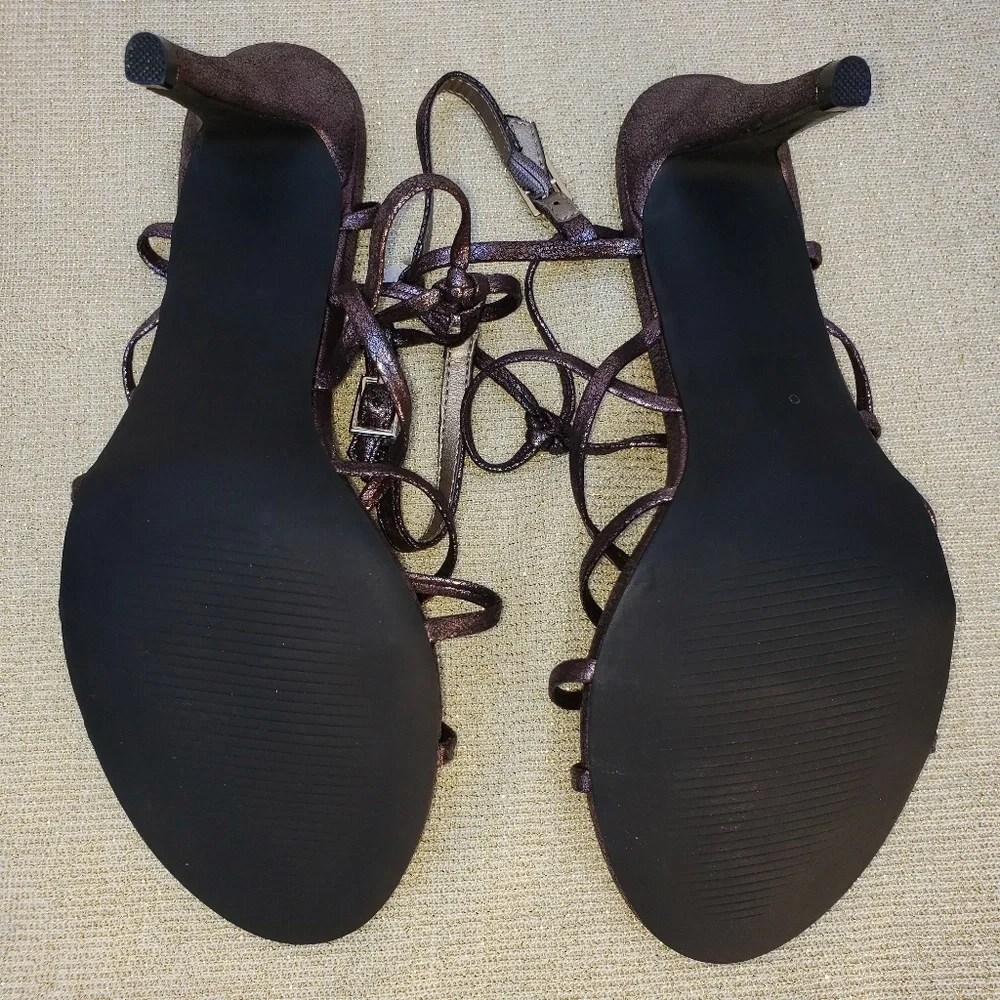 Y2k Whimsy Goth Strappy 4 1/2